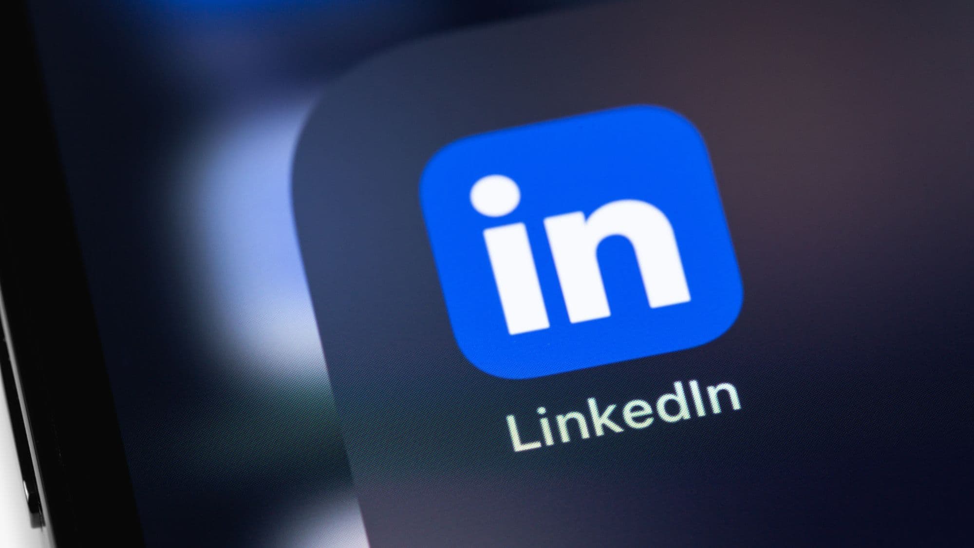 LinkedIn will now let you charge to share your expertise — and build stronger business relationships