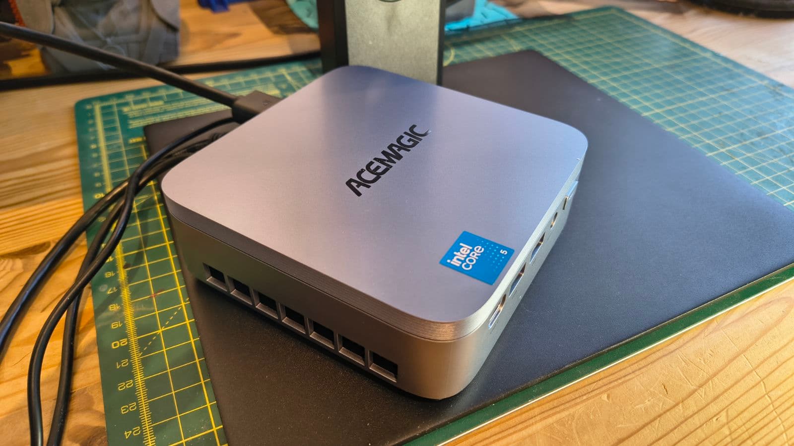 I tested the Acemagic K5, a mini PC that's exceptional and diabolical