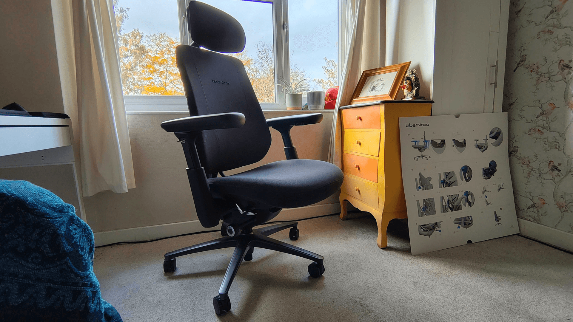 LiberNovo Maxis launches as premium office chair for big and tall users