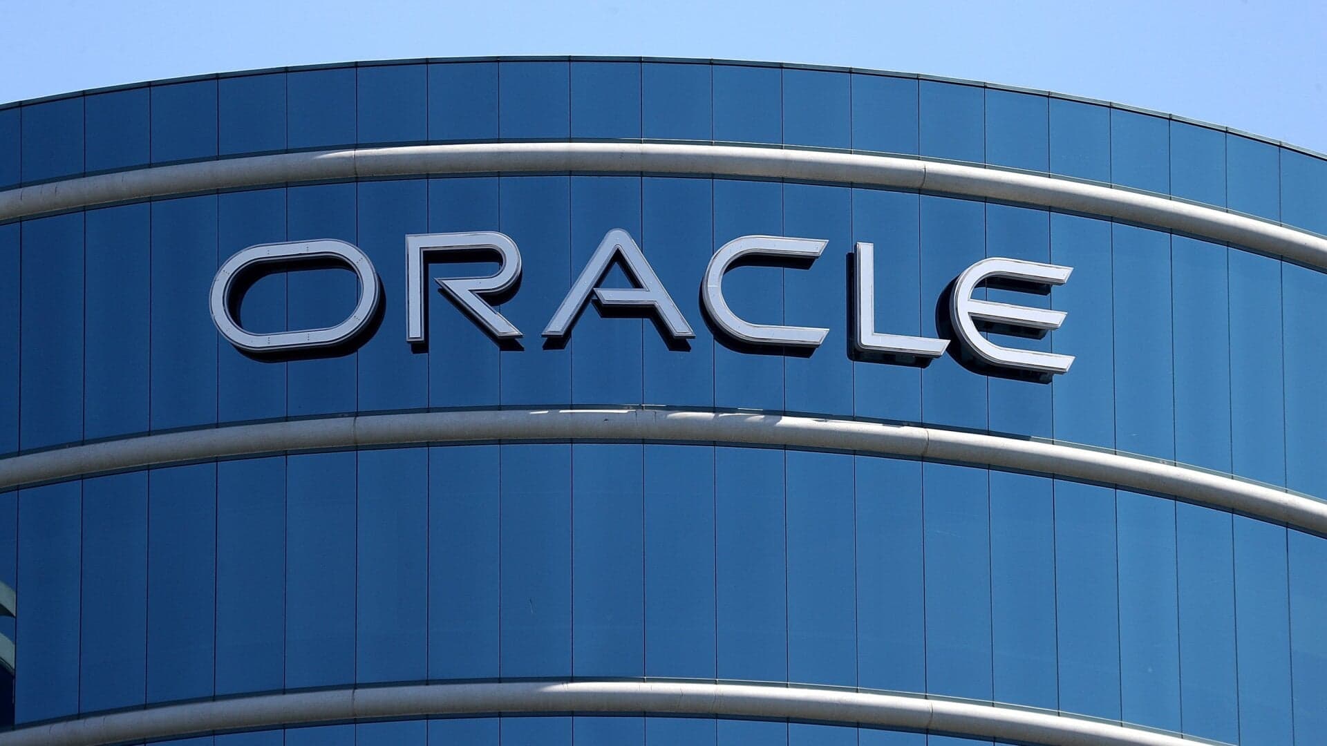 AI Bubble Watch: Oracle Seeks Financial Shield From Massive Data Center Project