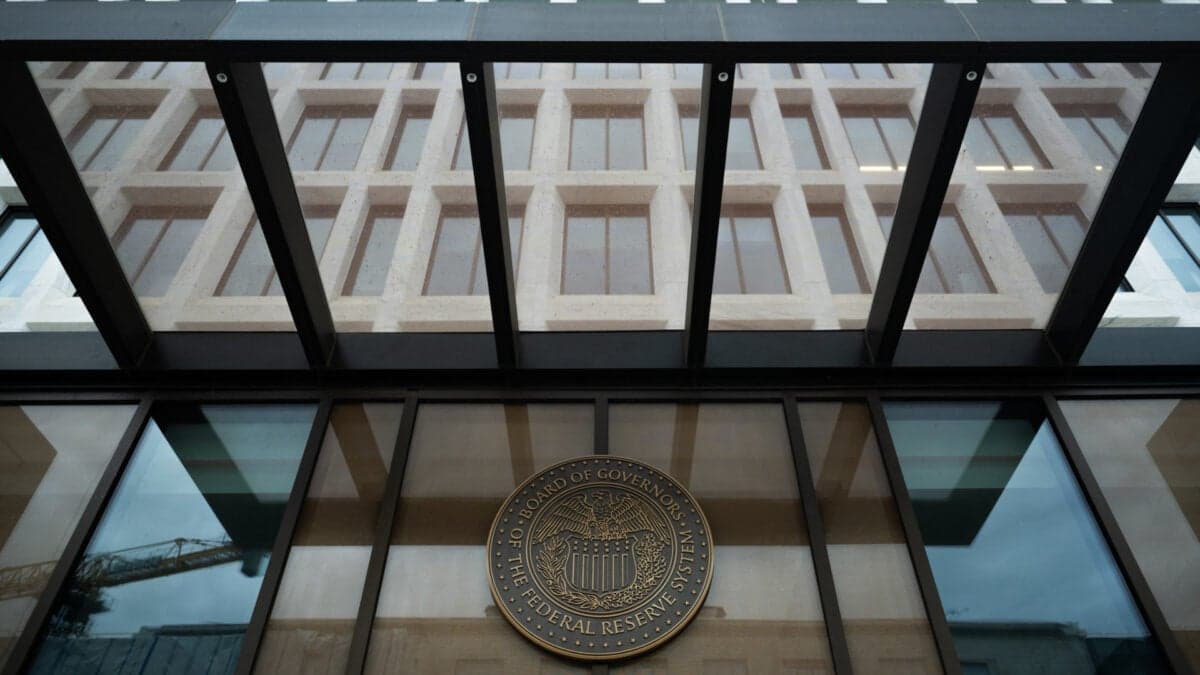 Shifting AI Doomsday Predictions Reportedly Worry Banking Regulators