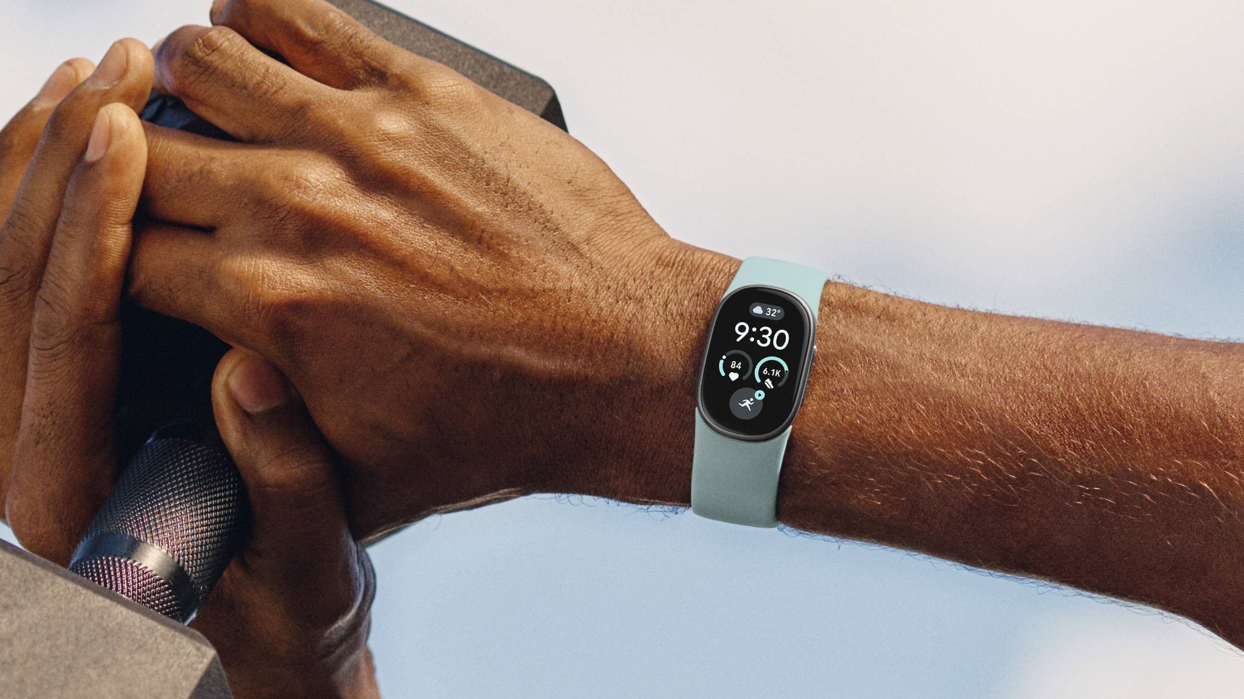 Google Fitbit Edge unveiled with a 'brilliant Hybrid OLED display' and 'weekend-to-weekend' battery life, along with a Garmin-style physical side button and replaceable battery