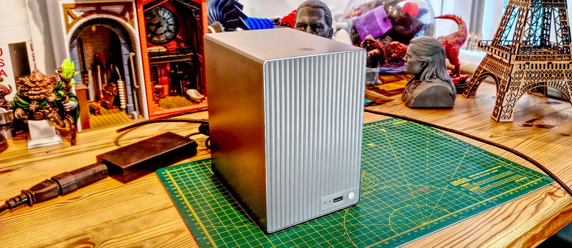 Beelink launches ME Pro Creator Edition NAS with modular design and Kickstarter pricing