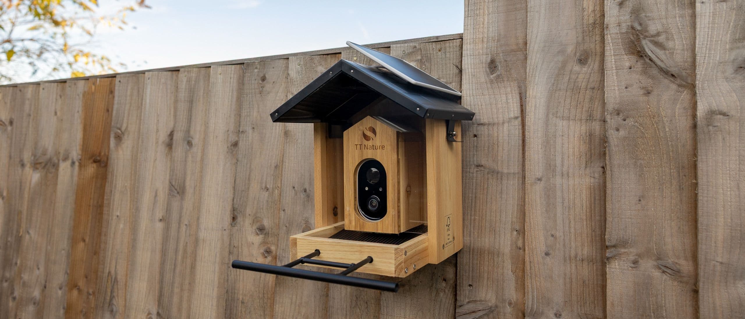 This sub-$100/£100 bird-feeder camera proved you don't need a massive budget to spy on your local wildlife — even if its app ruffled my feathers