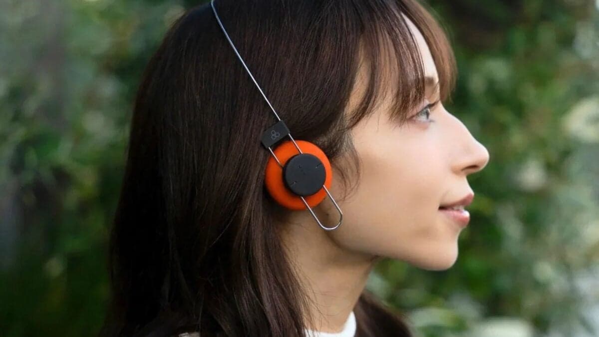 These Retro Headphones Are So Thin They’re Basically Nonexistent