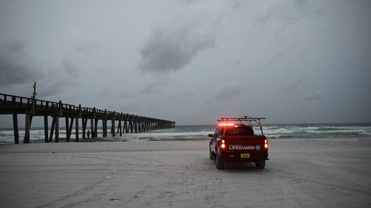 Hurricane Isaias: Watch Gulf Coast webcams as landfall looms