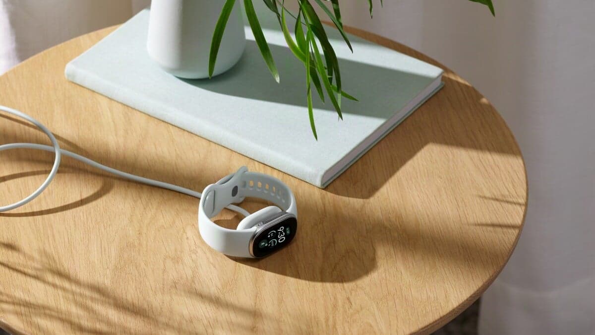 Fitbit Edge launch: Price, specs, live preorders, where to buy