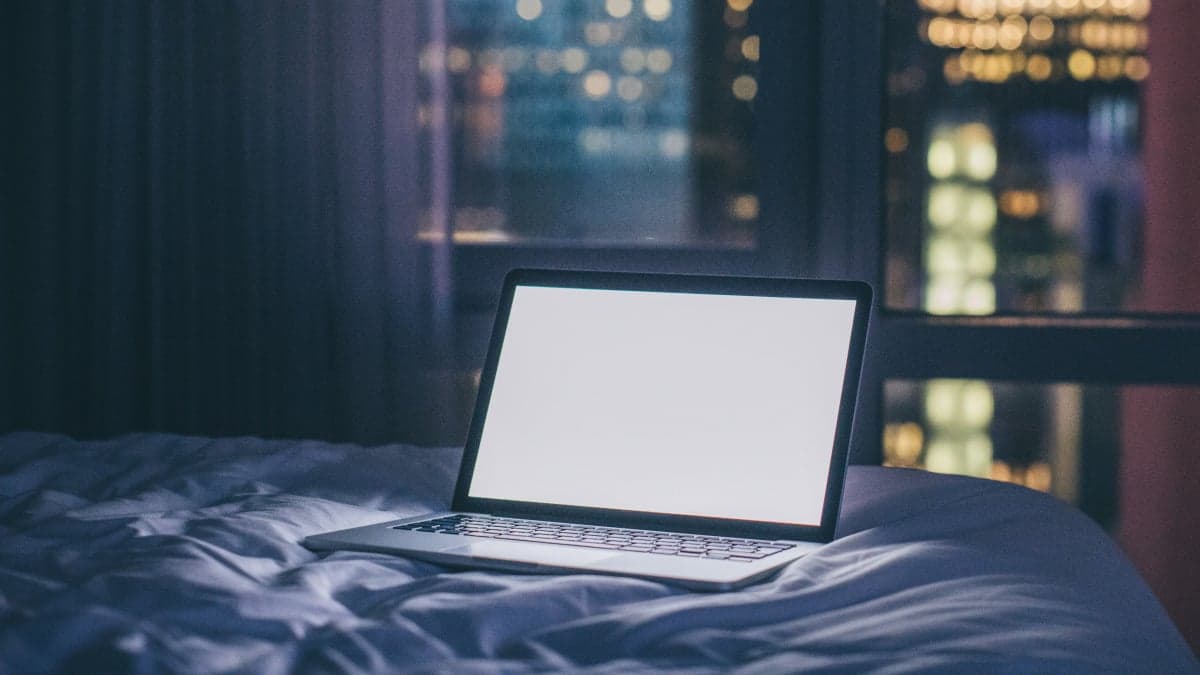 How VPNs Protect Online Privacy and Bypass Internet Restrictions