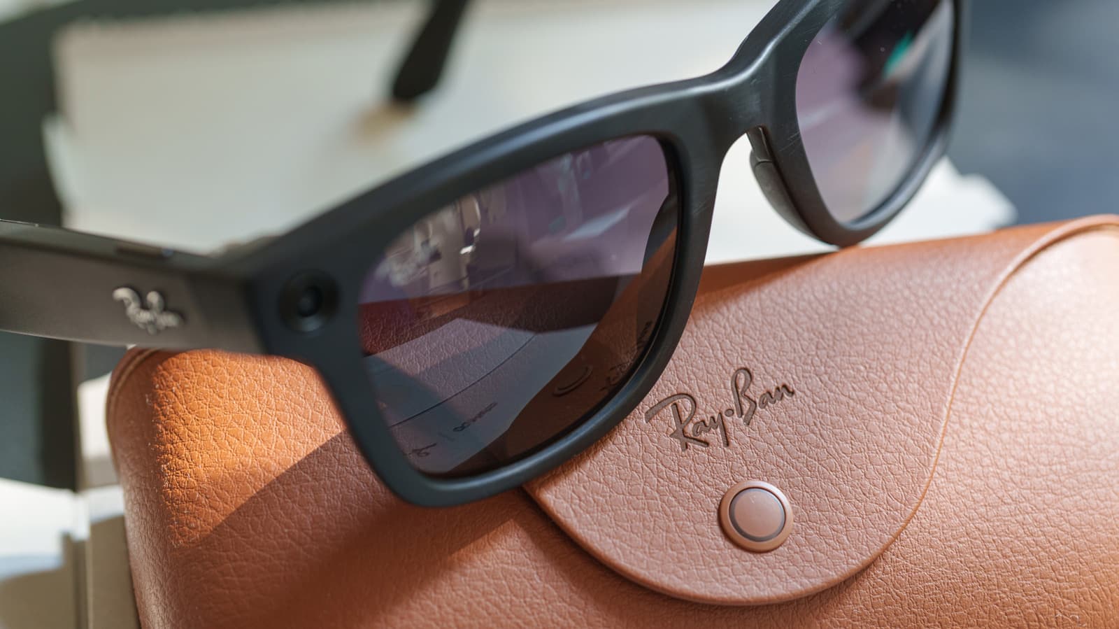 Ray-Ban Meta glasses add privacy setting to block AI training data storage