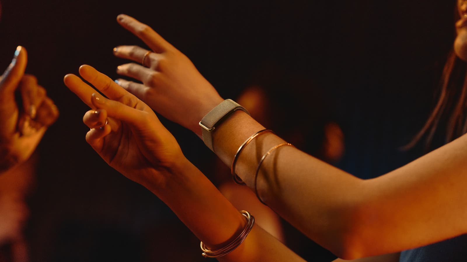 Google Expands Automatic Activity Tracking And Brings Health Guardian To The Fitbit Air
