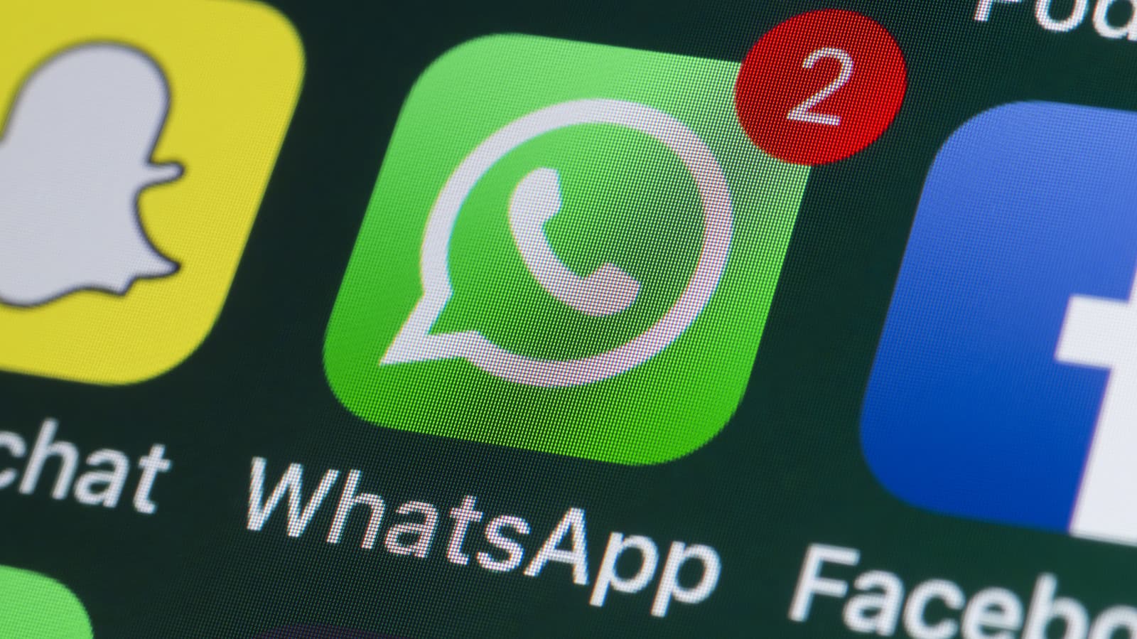 WhatsApp tests message scheduling for Android users, matching Telegram feature